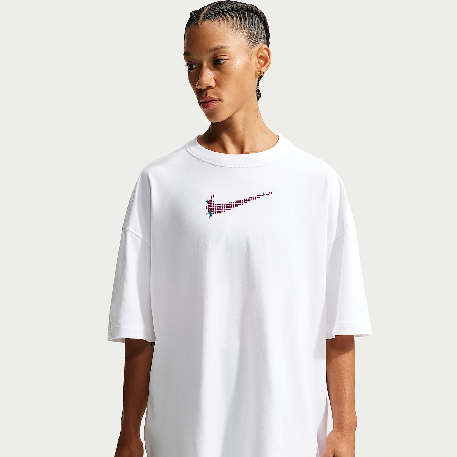 Playera de manga corta oversized Nike para mujer