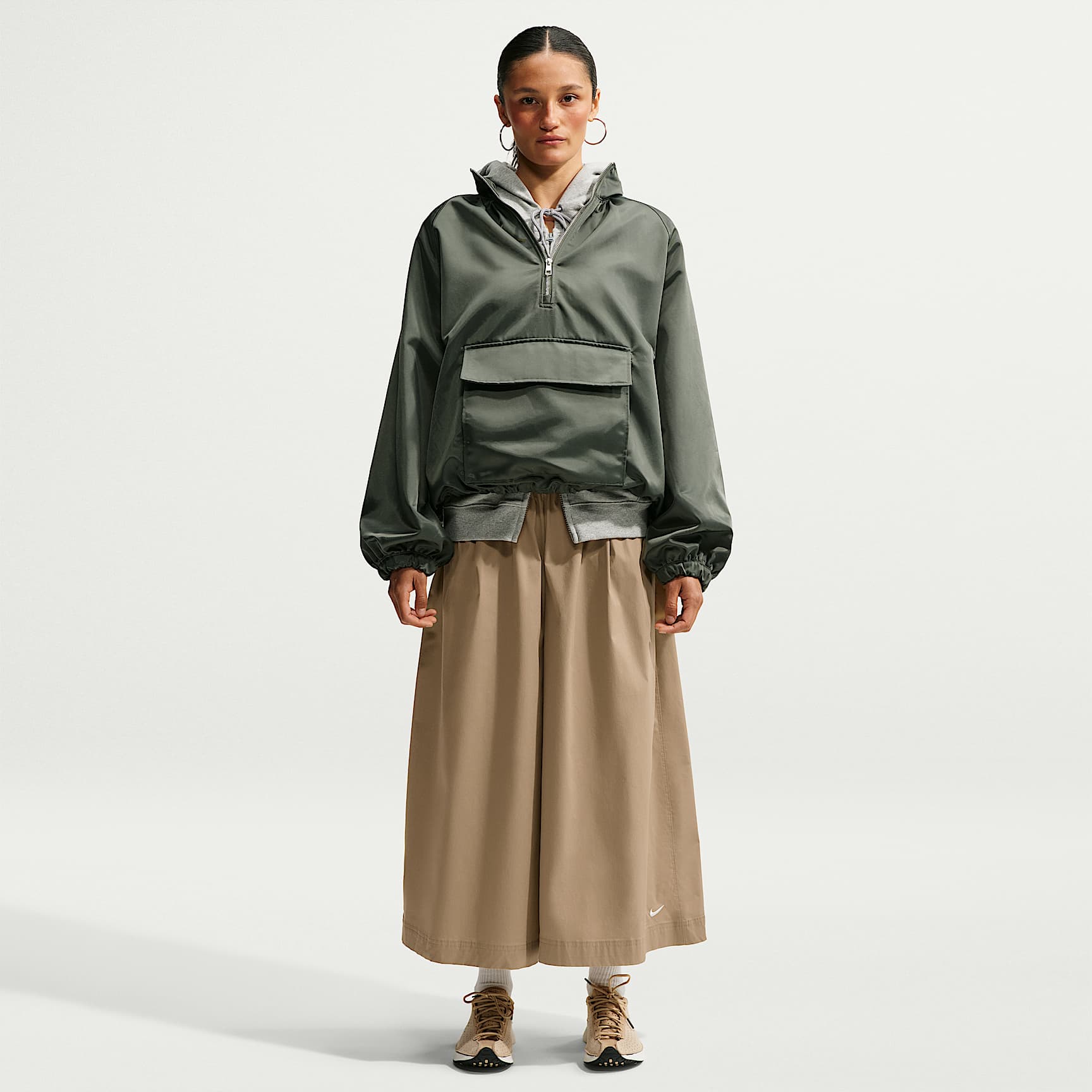 Nike Sportswear Women's Oversized Mid-Rise Poplin Culottes