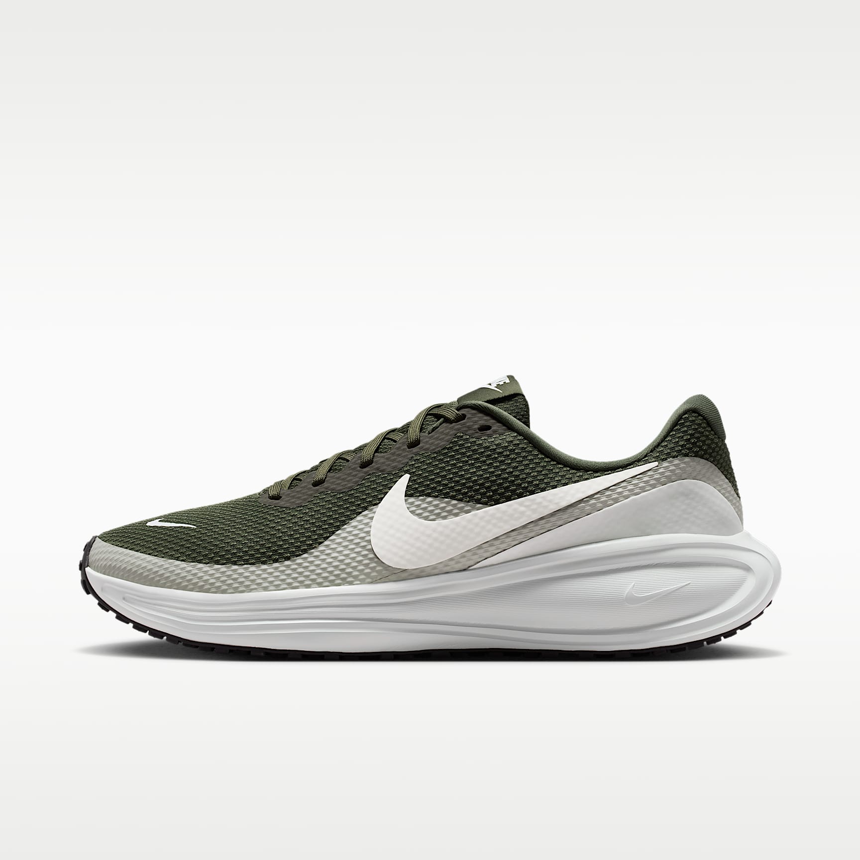 Tenis de correr en pavimento para hombre Nike Revolution 8