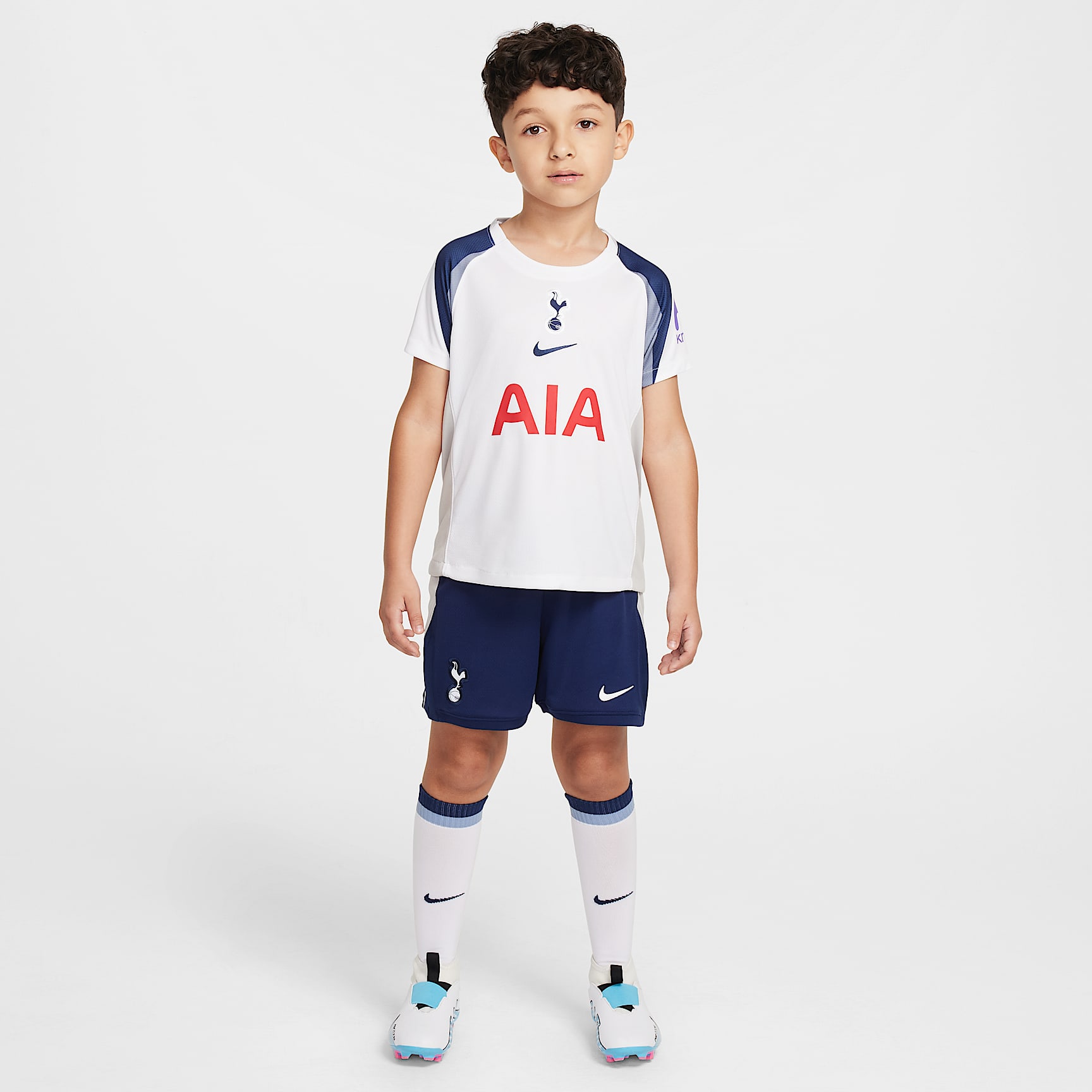 Tottenham Hotspur 2025/26 Stadium Home Younger Kids' Nike Football Replica 3-Piece Kit