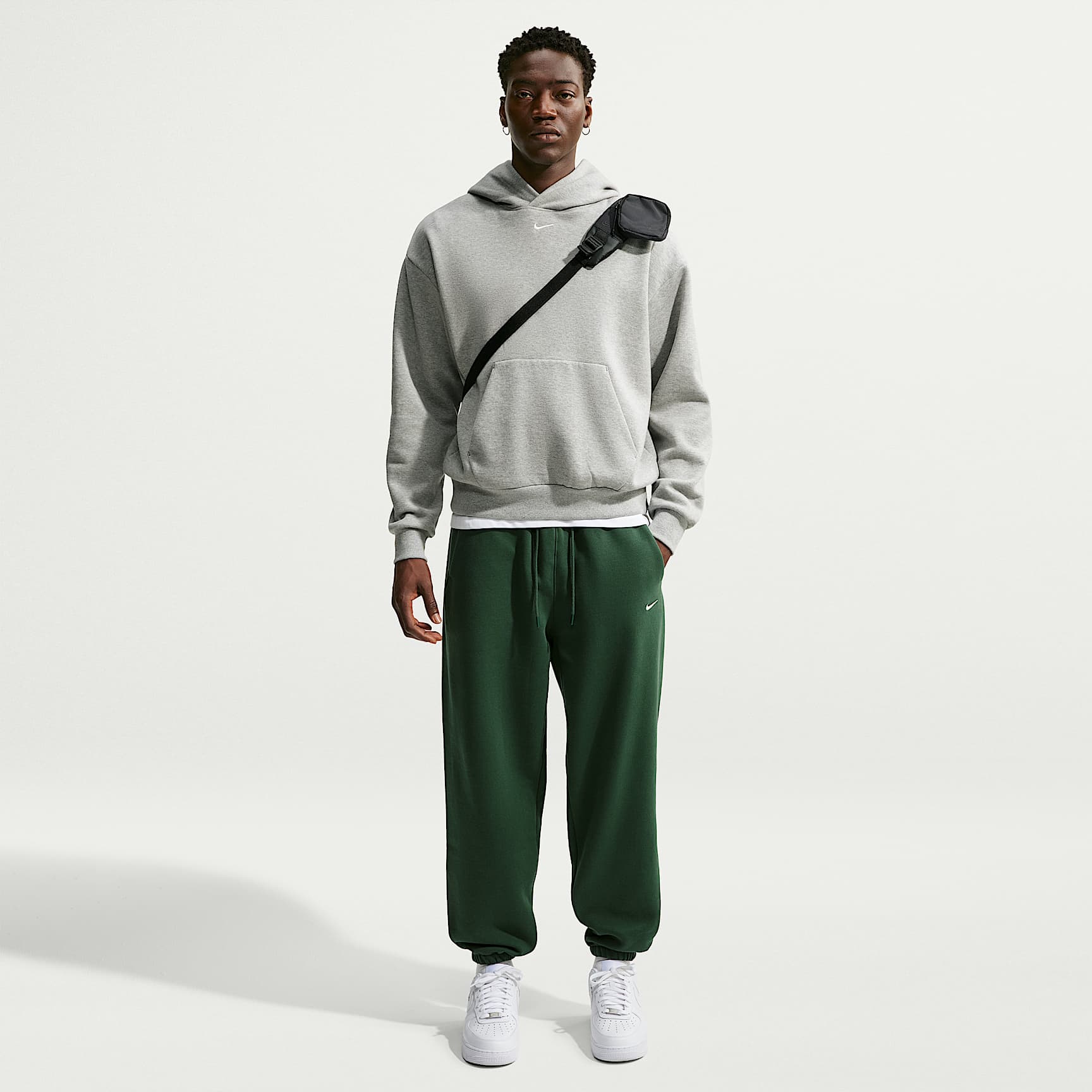Nike Solo Fleece Men's Cuffed Pants