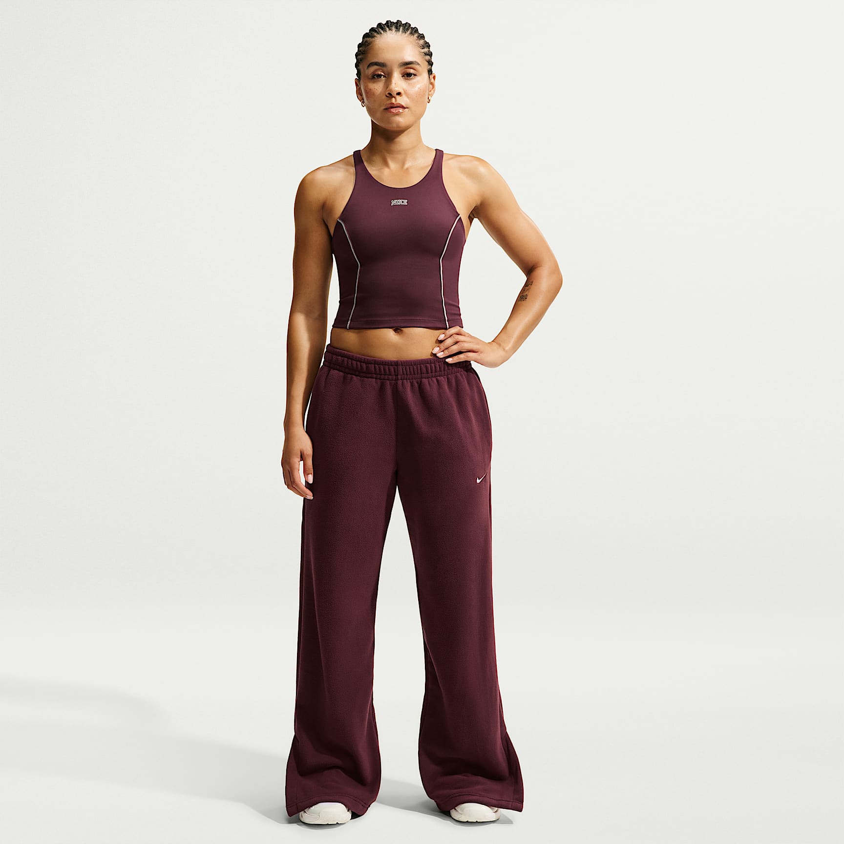 Nike One Women's Therma-FIT Mid-Rise Wide-Leg Pants