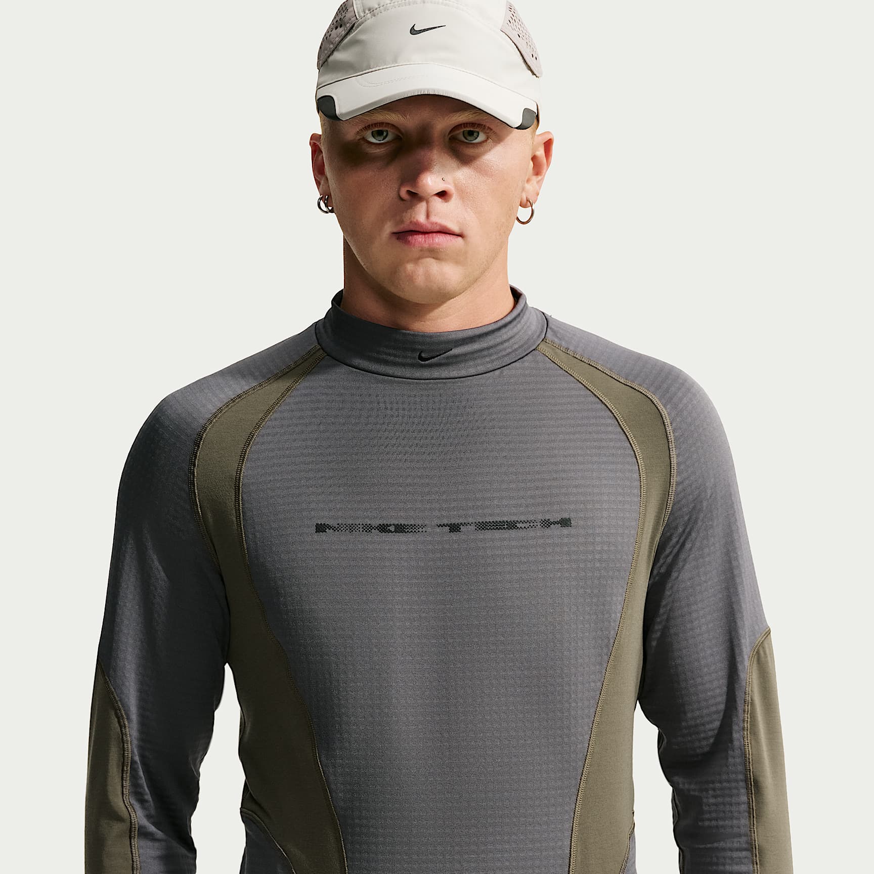 Nike Tech Longsleeve mit enger Passform (Herren)