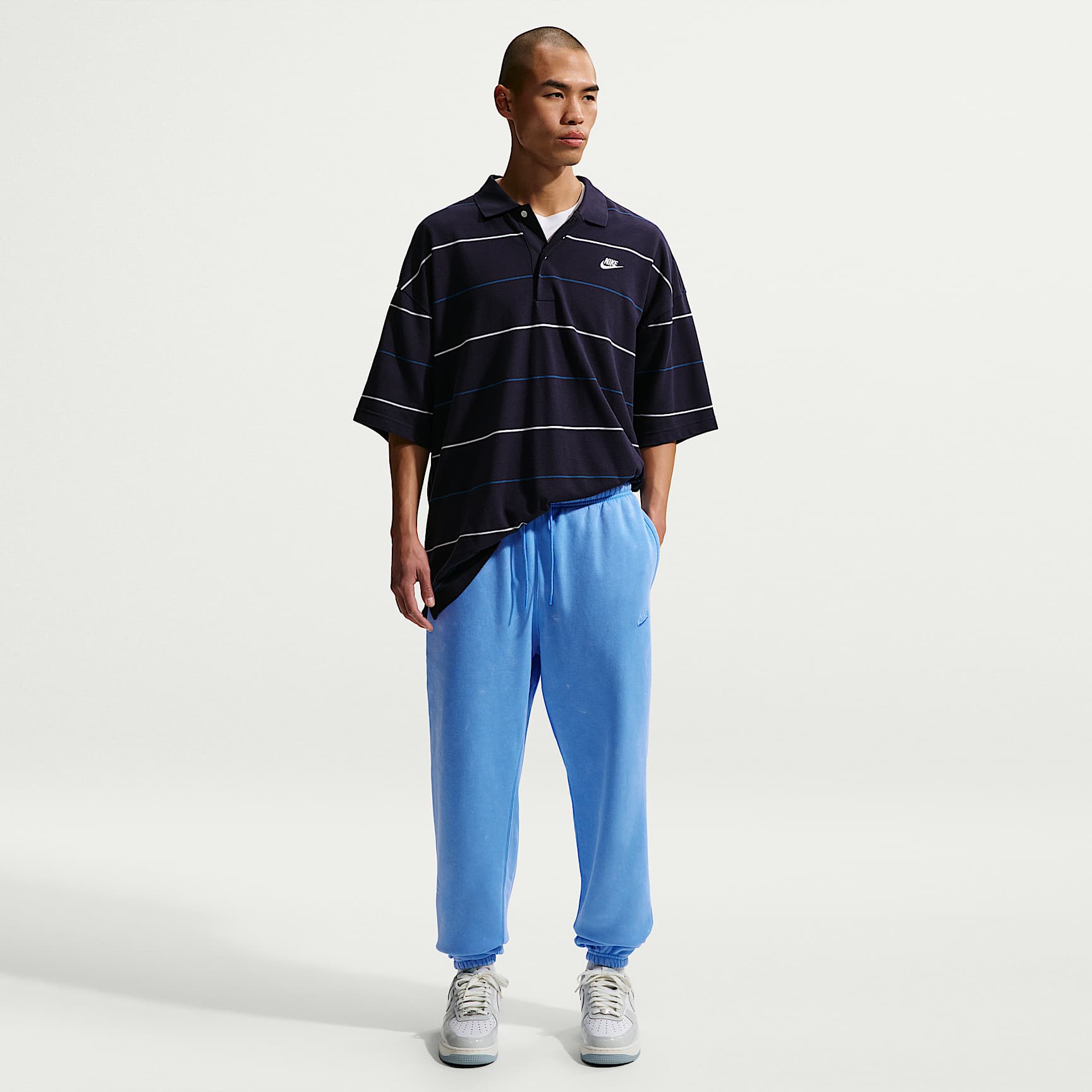 Pants de tejido Fleece con puño con efecto lavado para hombre Nike Sportswear Club