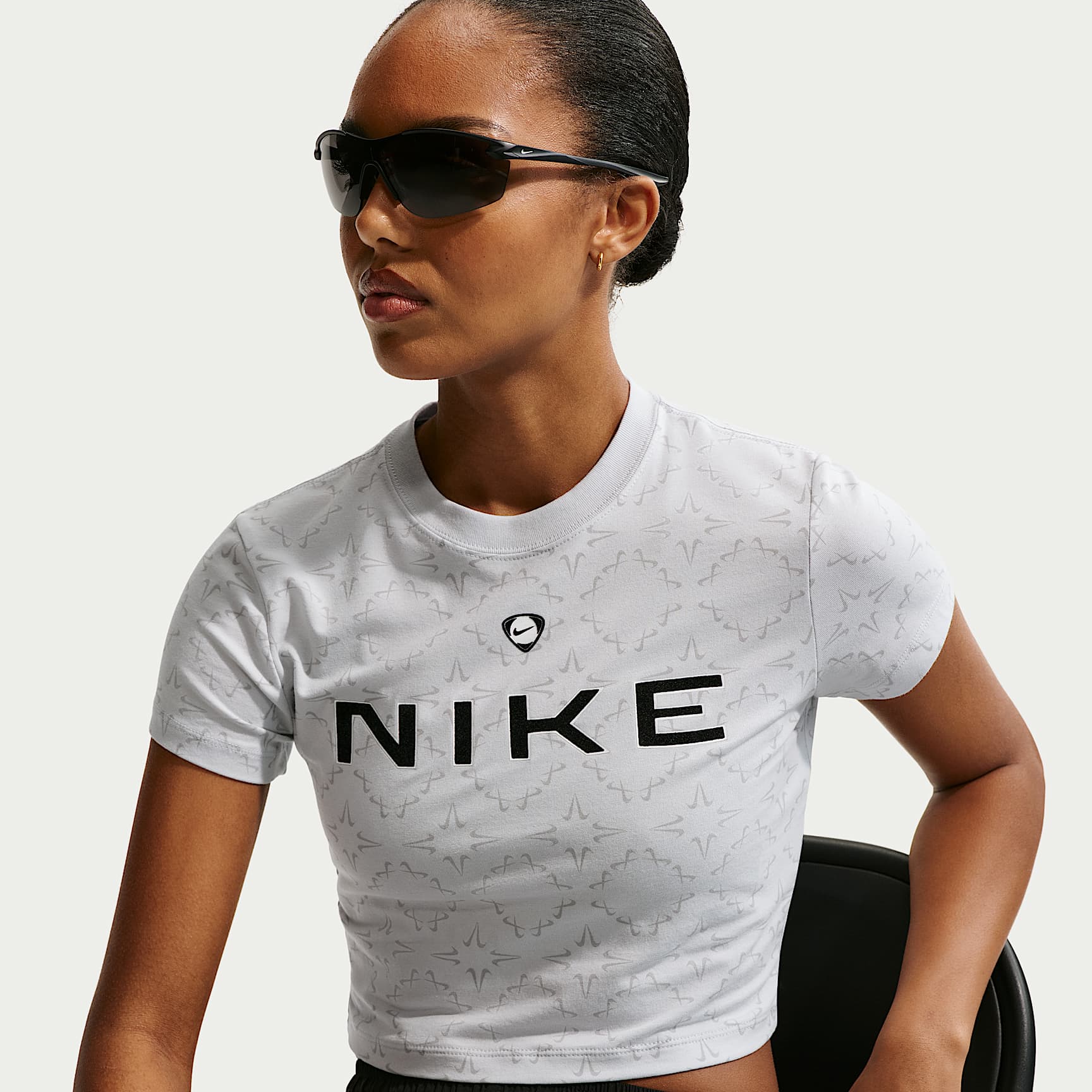 Nike Sportswear Chill Knit Women's Slim Cropped T-Shirt