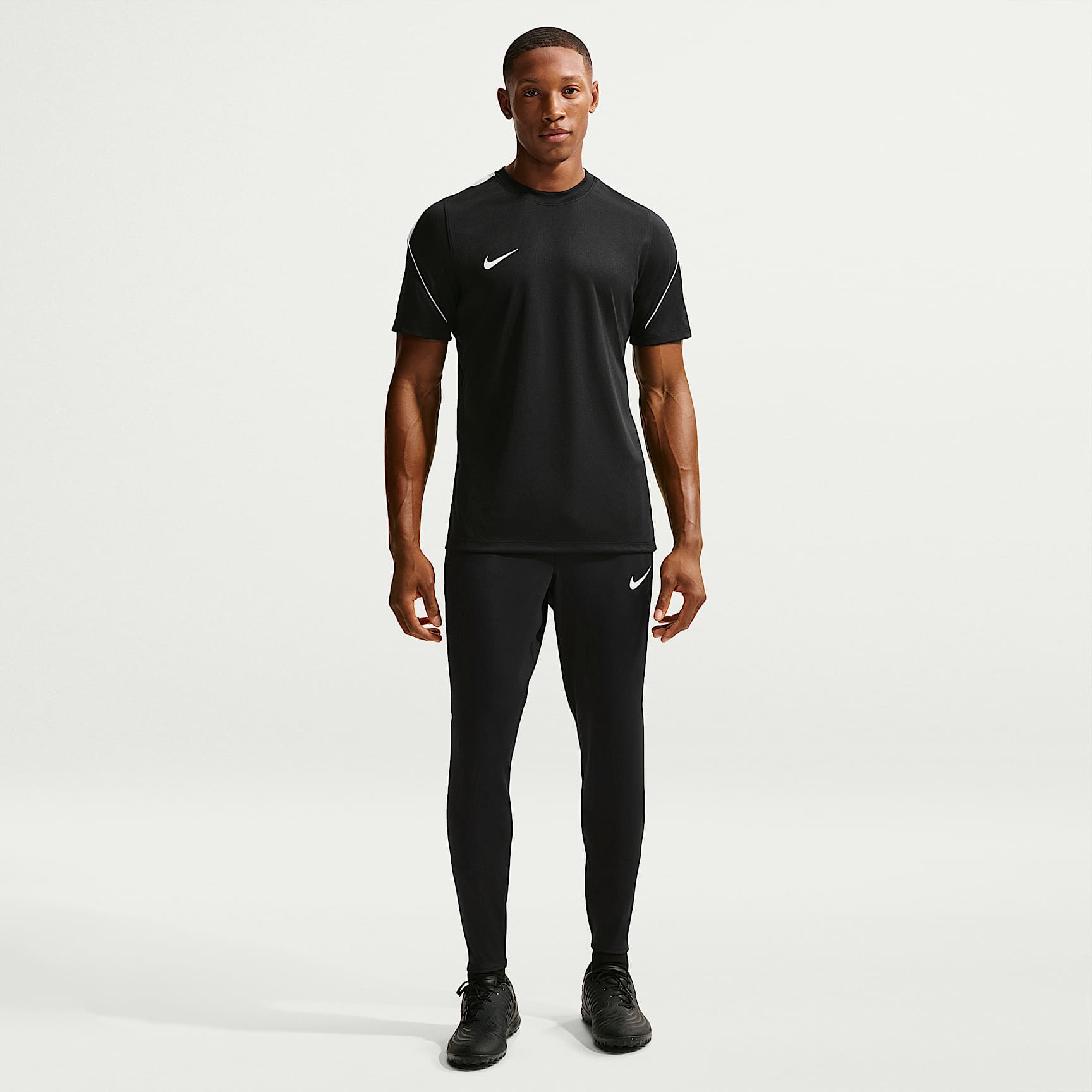 Nike Strike Dri-FIT Erkek Futbol Eşofman Altı