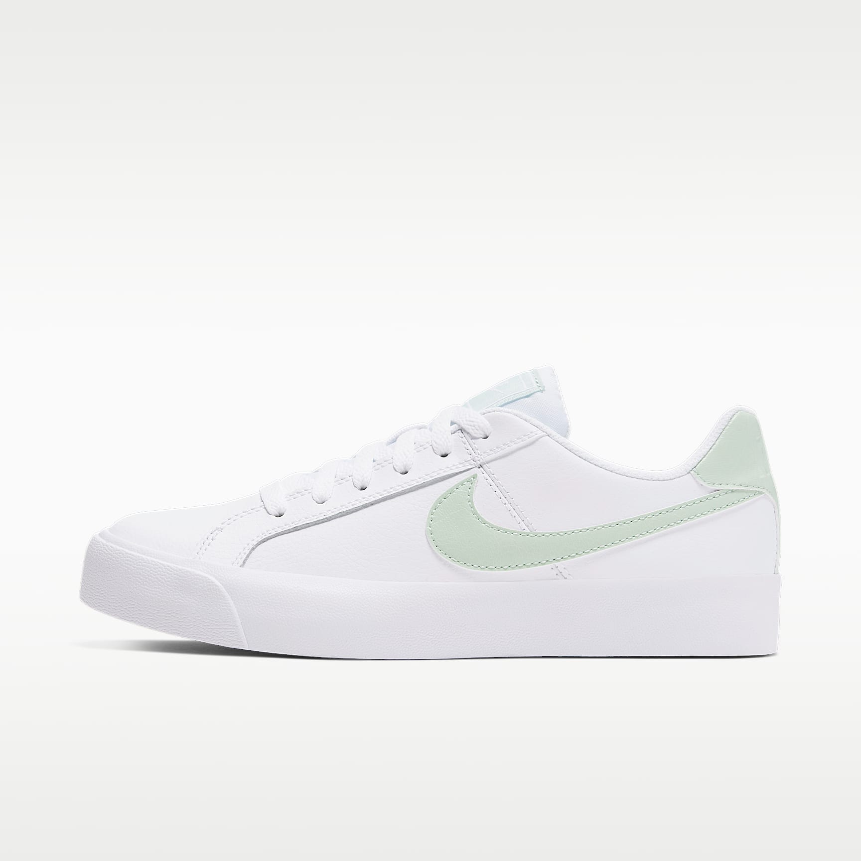 ナイキ コート ロイヤル AC ウィメンズ シューズ