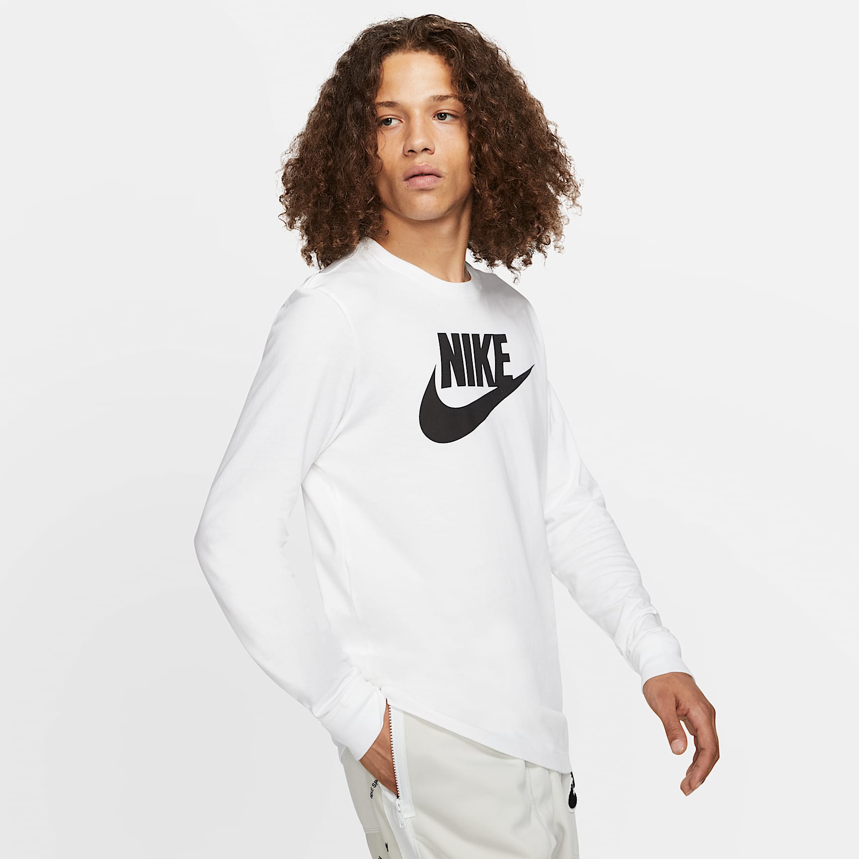 Nike Sportswear Men's Long-Sleeve T-Shirt