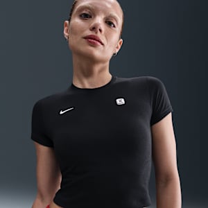 Nike Sportswear Shox tætsiddende T-shirt til kvinder