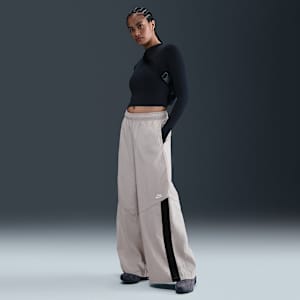 Nike Sportswear Women's Wide-Leg Woven Trousers