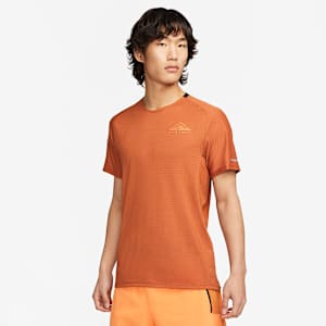 Nike Dri-FIT Trail Solar Chase Men's Short-Sleeve Trail Running Top