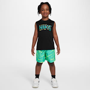Conjunto de shorts de dos piezas con estampado Rhythm para niños talla pequeña Nike Dri-FIT