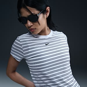 Nike Sportswear Chill Knit Women's Slim Striped T-Shirt