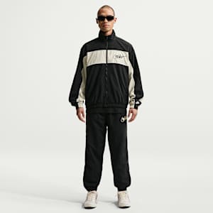Nike Sportswear Club Men's Lightweight Trousers
