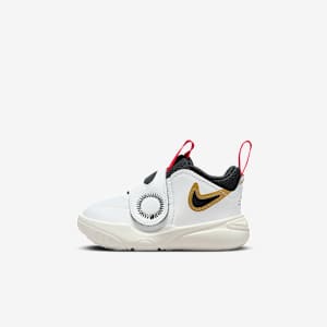 Nike Team Hustle D 11 嬰幼兒鞋款
