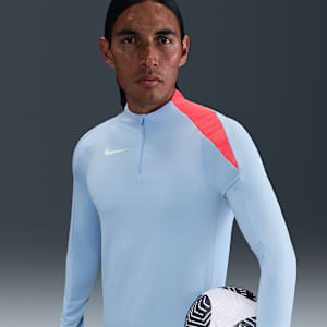 Playera de entrenamiento de fútbol  Dri-FIT para hombre Nike Strike