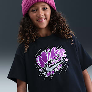 Nike Sportswear Big Kids' (Girls') T-Shirt