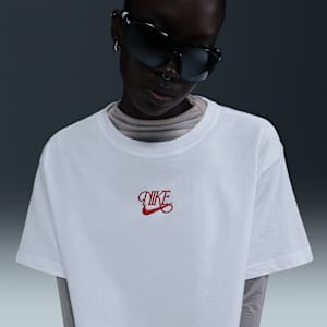 Playera de manga corta cropped para mujer Nike Sportswear