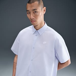 เสื้อเชิ้ตแขนสั้นติดกระดุมผู้ชาย Nike Club