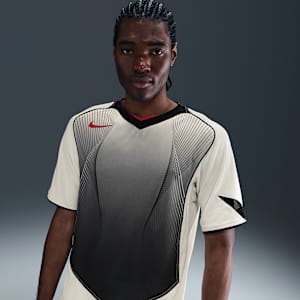 Nike Total 90 Men's Dri-FIT Short-Sleeve Football Shirt