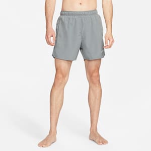 Nike Dri-FIT Challenger Men's 13cm (approx.) Brief-Lined Versatile Shorts