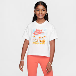 Nike Sportswear Big Kids' (Girls') T-Shirt
