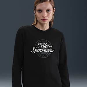 Nike Sportswear Club Fleece Women's Graphic Crew-Neck Sweatshirt
