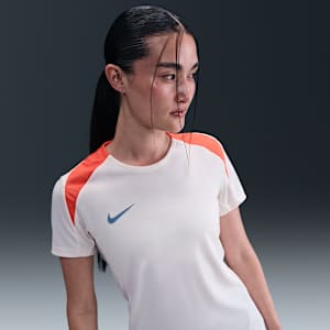Nike Strike Women's Dri-FIT Short-Sleeve Soccer Top