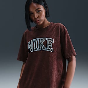 Nike Sportswear Classics Women's Loose T-Shirt