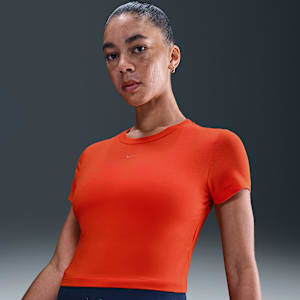 Nike Sportswear Chill Knit Women's Cropped T-Shirt