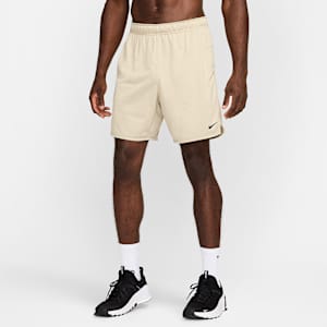 Shorts versátiles Dri-FIT de 18 cm sin forro para hombre Nike Totality
