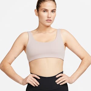 Brassière de sport à maintien léger avec doublure légère et encolure en U Nike Alate All U pour femme