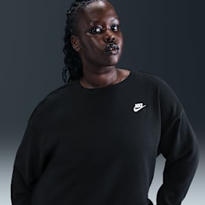 Nike Sportswear Club Fleece Women's Loose Crew-Neck Sweatshirt (Plus Size)