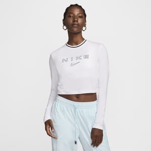 Nike Sportswear Chill Knit Women's Slim Long-Sleeve Cropped Graphic T-Shirt