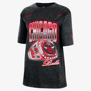 Chicago Bulls Courtside Women's Nike NBA T-Shirt