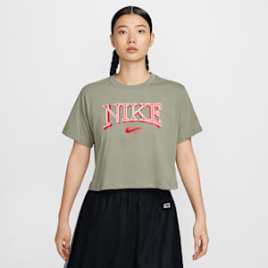 Nike Sportswear Women's Loose Short-Sleeve Cropped T-Shirt
