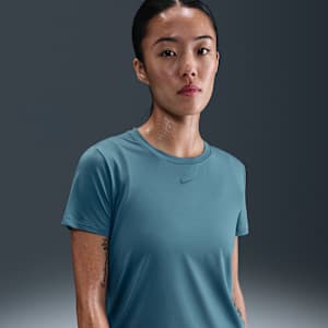 Nike One Classic 女款 Dri-FIT 短袖上衣
