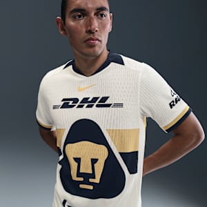 Jersey de fútbol Nike Dri-FIT ADV Authentic para hombre de Pumas UNAM local 2025/26 Match