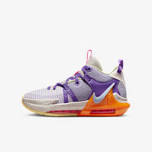 LeBron Witness 7 Older Kids' Basketball Shoes