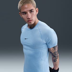 Nike Pro Breathe Men's Slim-Fit Short-Sleeve Top