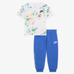 Conjunto de playera y pants Reveal Printed para bebé (12-24M) Nike Sportswear