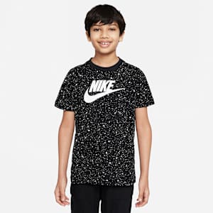 Nike Sportswear Older Kids' T-Shirt