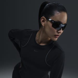 Playera de correr de manga larga para mujer Nike Running Division