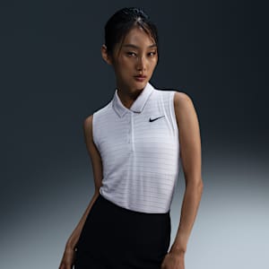 Polo de golf sin mangas Dri-FIT a rayas para mujer Nike Victory