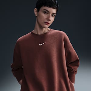 Nike Sportswear Phoenix Fleece Women's Oversized Crew-Neck Sweatshirt