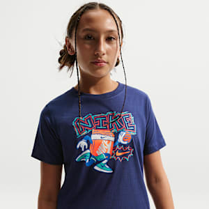 Nike Sportswear Older Kids' T-Shirt
