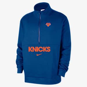 New York Knicks Club Courtside Men's Nike NBA 1/2-Zip Top