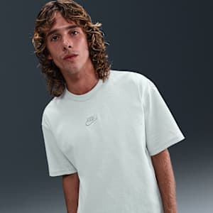 Nike Sportswear Premium Essentials Men's T-Shirt