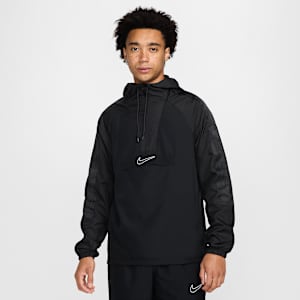 Chamarra tipo anorak de fútbol Repel para hombre Nike Academy+