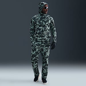 Pantalon à ourlet ouvert en Fleece camouflage Nike Tech pour homme